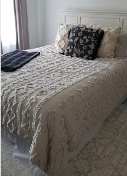 Review by Brigitte K.